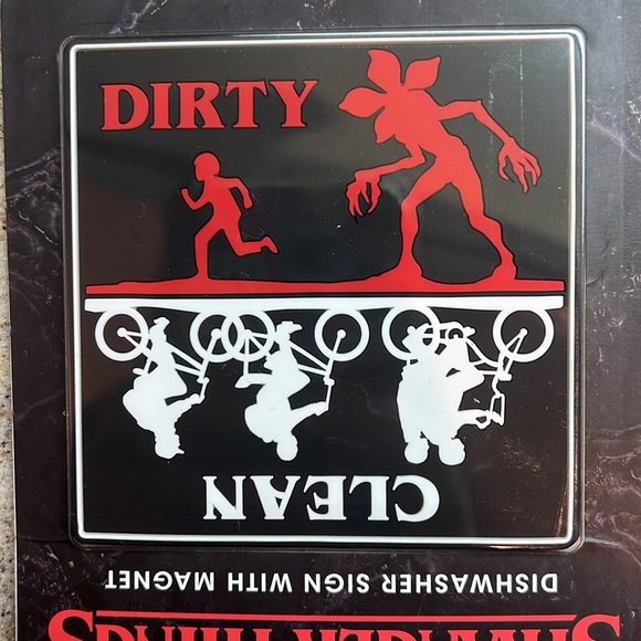 Netflix Stranger Things Dishwasher Sign with Magnet Clean vs Dirty dishes notice - Picture 6 of 6